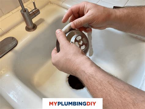 How to Use Plumbers Putty to Stop Leaks